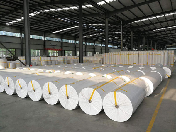 东英镇狭缝式涤纶纺粘无纺布